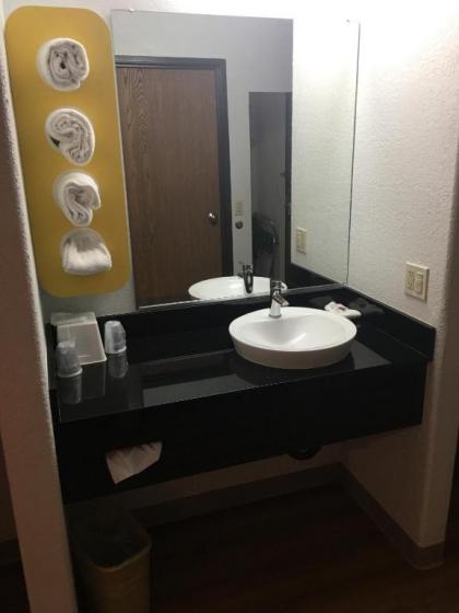 Motel 6-Apache Junction AZ - image 15