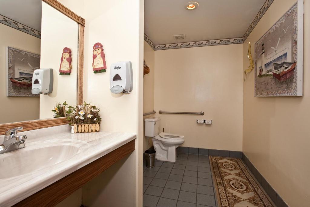 Motel 6-Apache Junction AZ - image 6