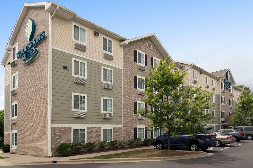 WoodSpring Suites Raleigh Apex - image 3