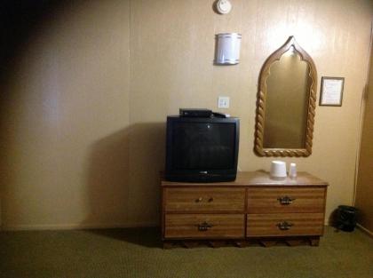 Apple Valley Motel - image 11