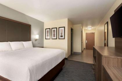 AmericInn by Wyndham Appleton West - image 10