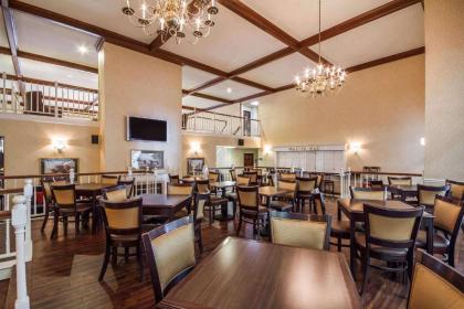 Comfort Suites Appleton Airport - image 6