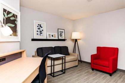 Country Inn & Suites by Radisson Appleton WI - image 12
