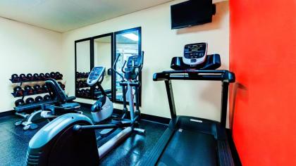 Country Inn & Suites by Radisson Appleton WI - image 9