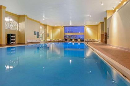 La Quinta by Wyndham Appleton College Avenue - image 10