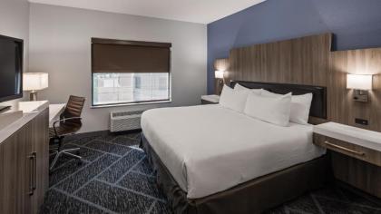 Best Western Plus Appleton Airport Mall Hotel - image 15