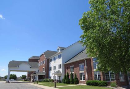 Best Western Plus Appleton Airport Mall Hotel - image 3