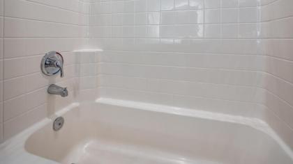 Best Western Plus Appleton Airport Mall Hotel - image 7