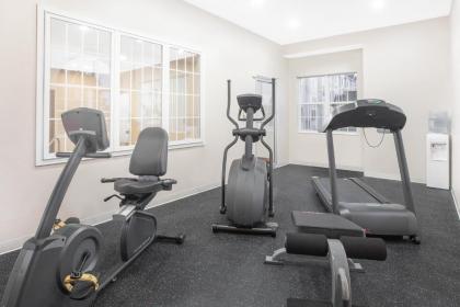 Microtel Inn and Suites by Wyndham Appleton - image 15
