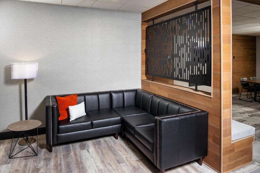 Four Points by Sheraton Appleton - image 7