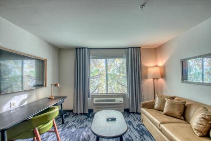 Fairfield Inn & Suites by Marriott Appleton - image 13