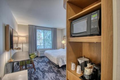Fairfield Inn & Suites by Marriott Appleton - image 15