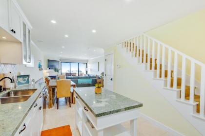 Seascape Sanctuary - image 9