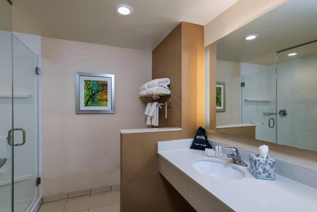 Fairfield Inn & Suites by Marriott Corpus Christi Aransas Pass - image 2