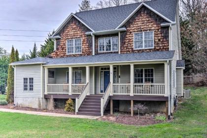 Porch Patio Proximity Home Near Dtwn Asheville