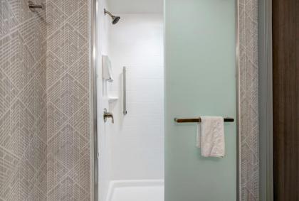 Home2 Suites by Hilton Asheville Airport - image 13