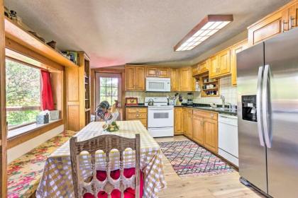 Rustic-Yet-Cozy Cabin with Patio 12Mi to Asheville! - image 9