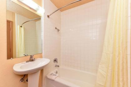 Economy Inn Ardmore - image 15