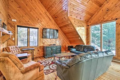 Waterfront Arkdale Retreat 2 Acres with Deck and View - image 8