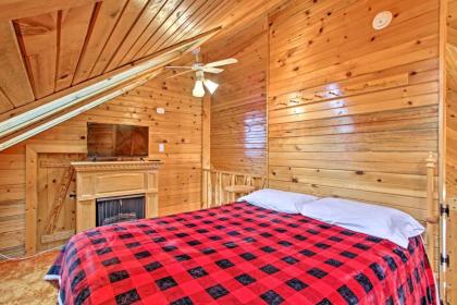 Waterfront Arkdale Retreat 2 Acres with Deck and View - image 9