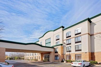 Wingate by Wyndham   Arlington Heights Arlington Heights Illinois