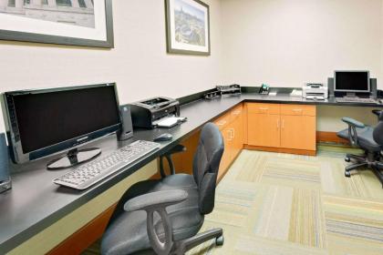 Wingate by Wyndham - Arlington Heights - image 10