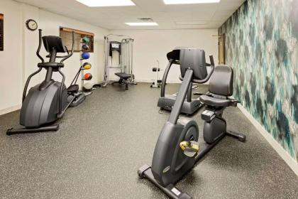Wingate by Wyndham - Arlington Heights - image 5