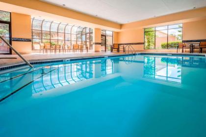 Hotel in Arlington Heights Illinois