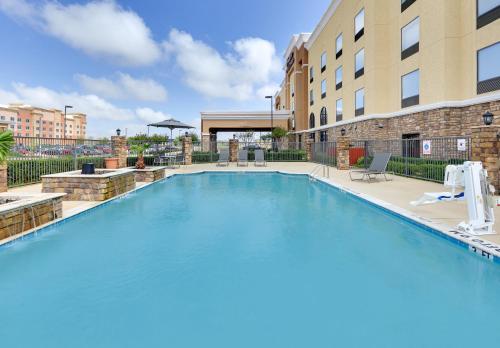 Hampton Inn & Suites Dallas-Arlington-South - image 5