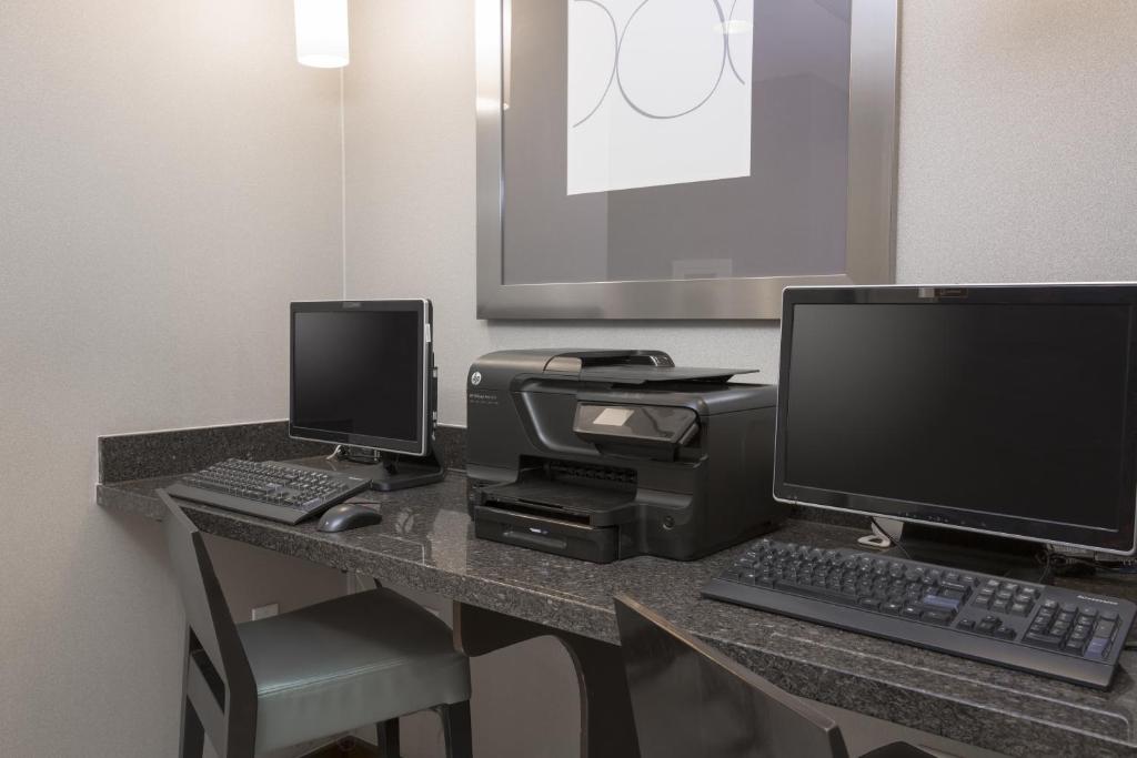 Residence Inn by Marriott Arlington South - image 3