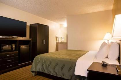 Quality Inn at Arlington Highlands - image 4