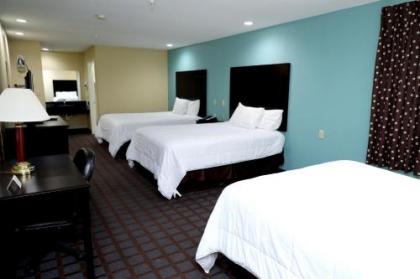 Ranger Inn & Suites - image 5