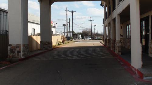 Executive Inn of Arlington - main image