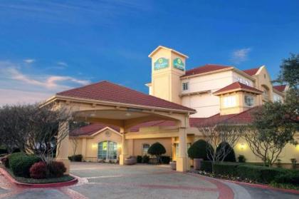 La Quinta by Wyndham Dallas Arlington South - image 4