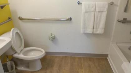 InTown Suites Extended Stay Arlington TX - Oak Village - image 2