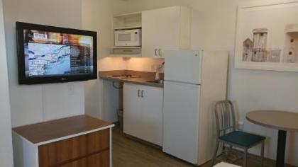 InTown Suites Extended Stay Arlington TX - Oak Village - image 3