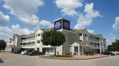 InTown Suites Extended Stay Arlington TX - Six Flags - main image