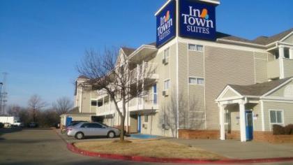 InTown Suites Extended Stay Arlington TX - Six Flags - image 3