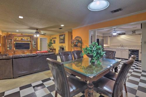Spacious Home with Deck about 2 Mi to Lake Arlington! - main image