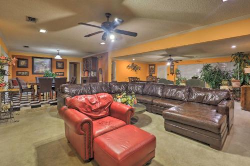 Spacious Home with Deck about 2 Mi to Lake Arlington! - image 2