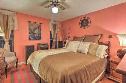 Spacious Home with Deck about 2 Mi to Lake Arlington! - image 5