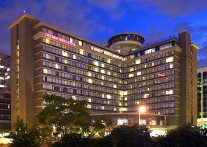 DoubleTree by Hilton Washington DC – Crystal City - image 1