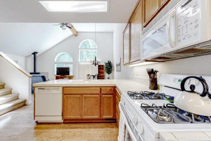 Meadowview Landing - image 9