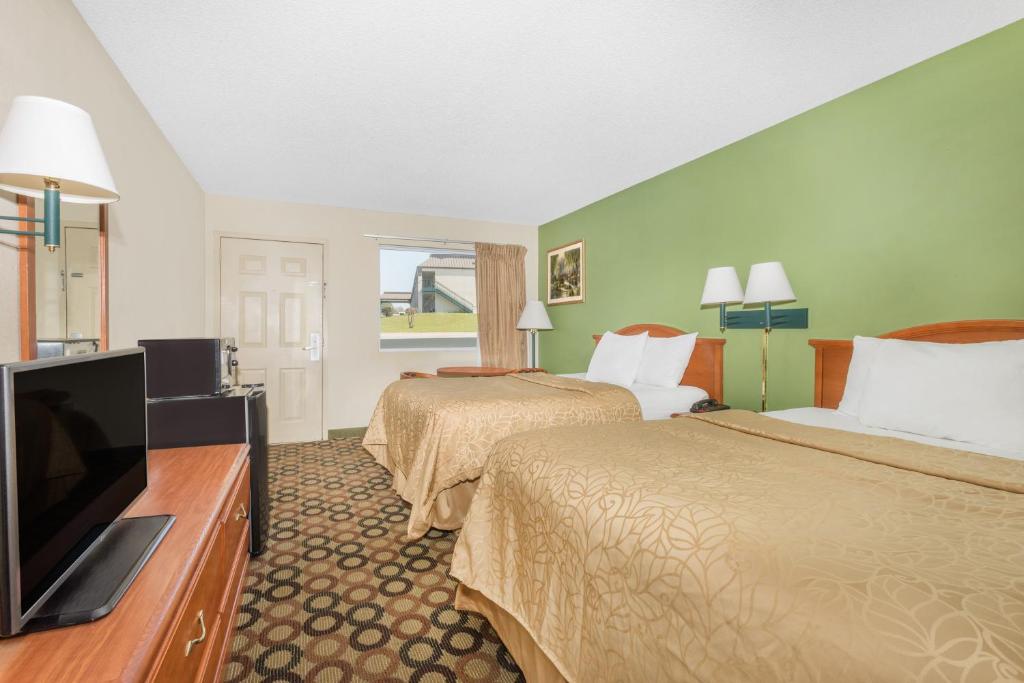 Rodeway Inn - main image