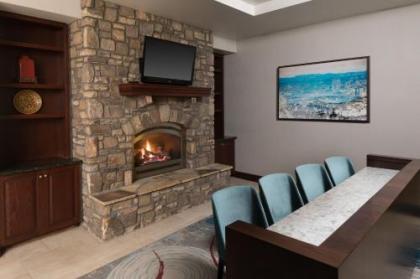 DoubleTree by Hilton Biltmore/Asheville - image 4