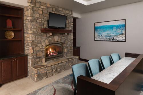 DoubleTree by Hilton Biltmore/Asheville - image 4