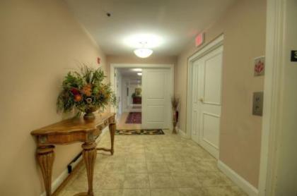 Biltmore Village Hideaway Condo - image 4