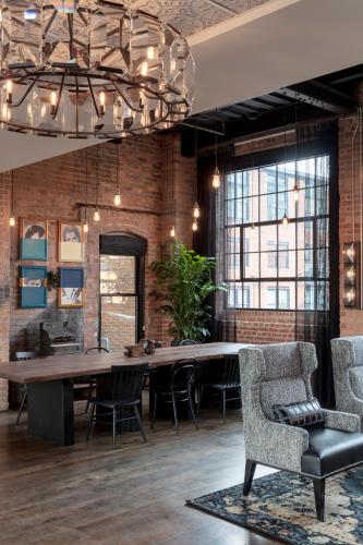 Foundry Hotel Asheville Curio Collection By Hilton - image 2