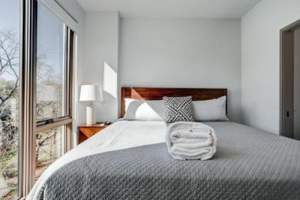 Broadway Loft 320