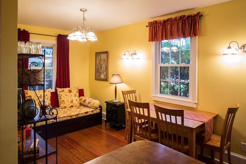 Sweet Biscuit Inn - main image